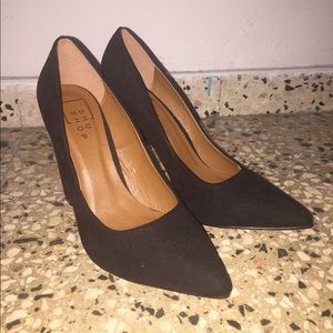 Black Pointy Toe Shu Shop Heels size 8